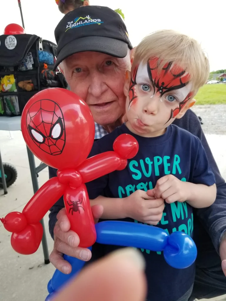 Festive Balloons Live Balloon Animal Twisting for kids and parties in Wisconsin 14